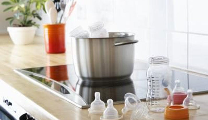 Sterilising equipment: a pot on a stove